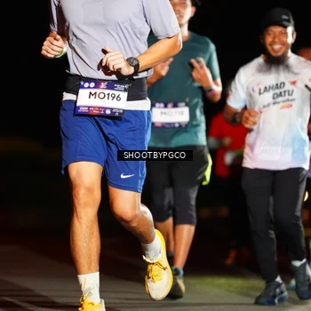 Runner Photo 7865913