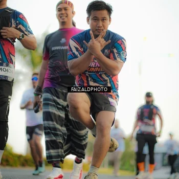 Runner Photo 7865916