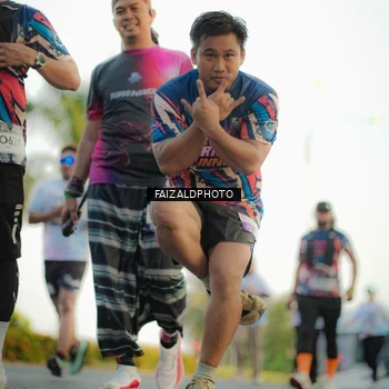 Runner Photo 7865917