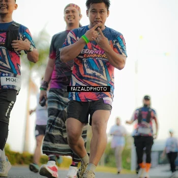 Runner Photo 7865926