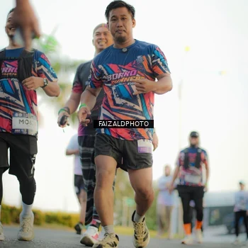 Runner Photo 7865936