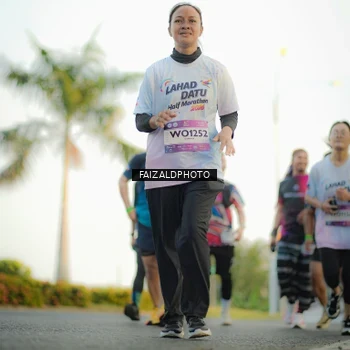 Runner Photo 7865951