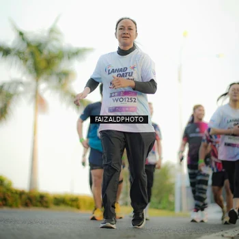 Runner Photo 7865953