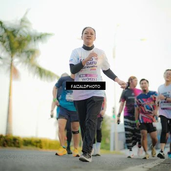 Runner Photo 7865959