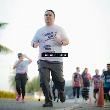 Runner Photo 7865996