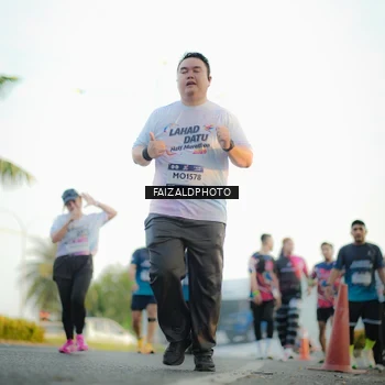 Runner Photo 7866002
