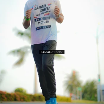 Runner Photo 7866012