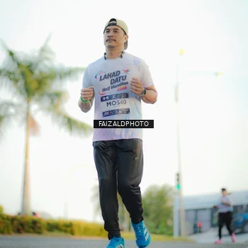 Runner Photo 7866020
