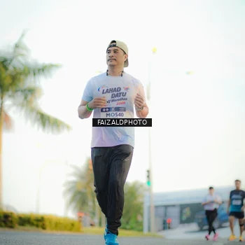 Runner Photo 7866022