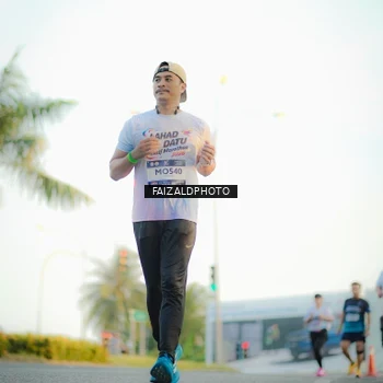 Runner Photo 7866027