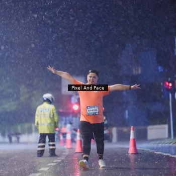 Runner Photo 7866087