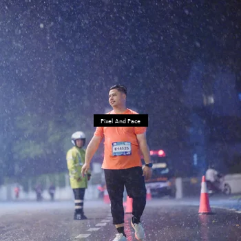 Runner Photo 7866159