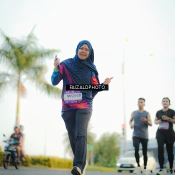 Runner Photo 7866165