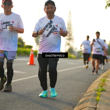 Runner Photo 7866317