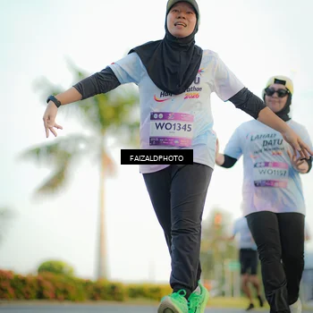 Runner Photo 7866400