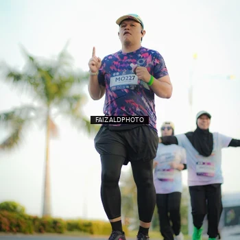 Runner Photo 7866424