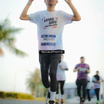 Runner Photo 7866473