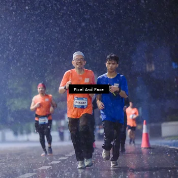 Runner Photo 7866474