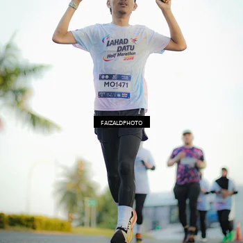 Runner Photo 7866478