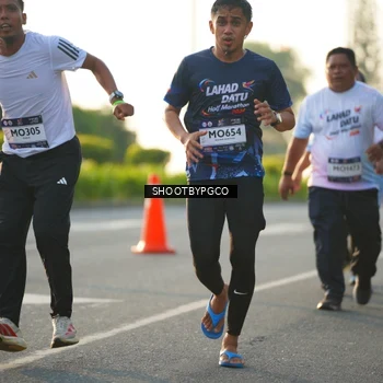 Runner Photo 7866511