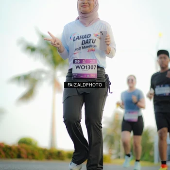 Runner Photo 7866530