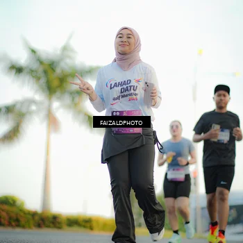 Runner Photo 7866534