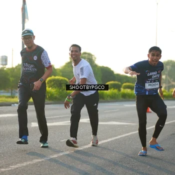 Runner Photo 7866550