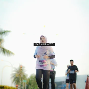 Runner Photo 7866570