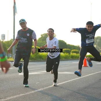 Runner Photo 7866572