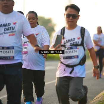 Runner Photo 7866586