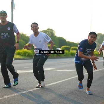 Runner Photo 7866588