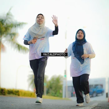 Runner Photo 7866600