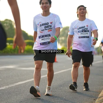 Runner Photo 7866744