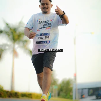 Runner Photo 7866746