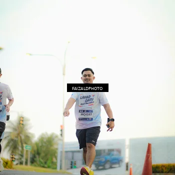 Runner Photo 7866758