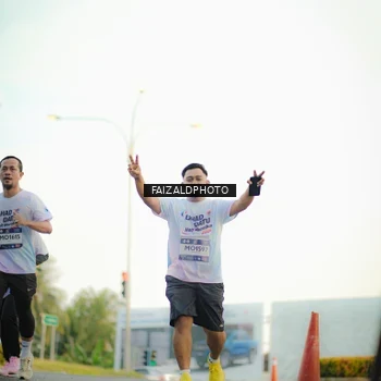 Runner Photo 7866773