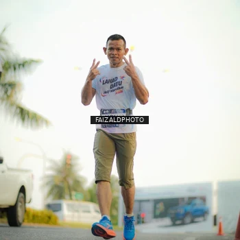 Runner Photo 7866861