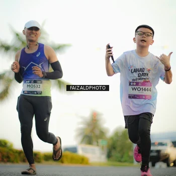 Runner Photo 7866900