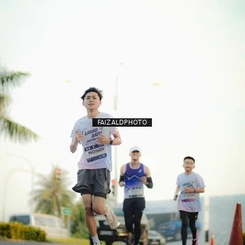 Runner Photo 7866947