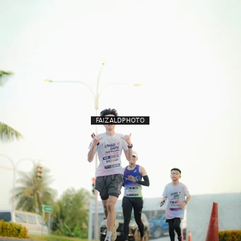 Runner Photo 7866959