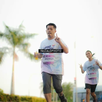 Runner Photo 7867042