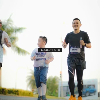 Runner Photo 7867110