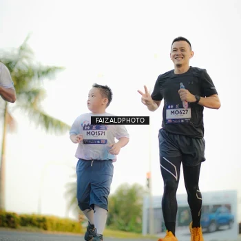 Runner Photo 7867250