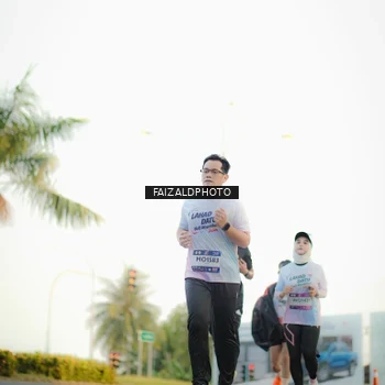 Runner Photo 7867275