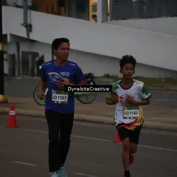 Runner Photo 7867325