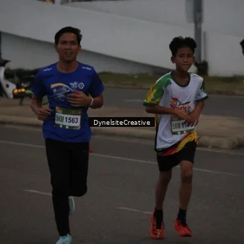 Runner Photo 7867397