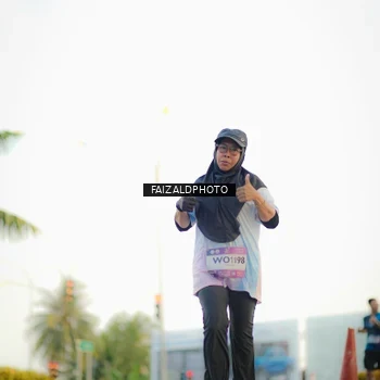 Runner Photo 7867400