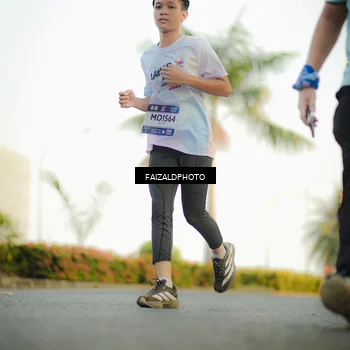 Runner Photo 7867661