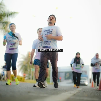 Runner Photo 7867781