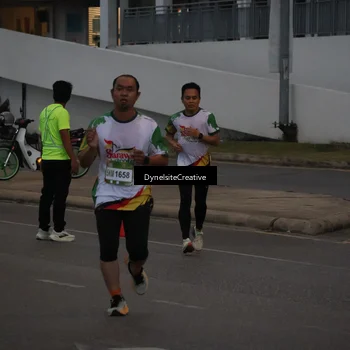 Runner Photo 7867869